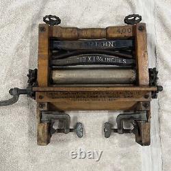 Antique Vintage Hand Machine Washing Wringer