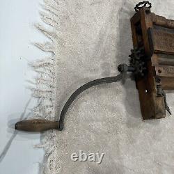 Antique Vintage Hand Machine Washing Wringer