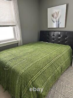 RARE Green on Green BEAUTIFUL Vintage Chenille Bedspread/Blanket 92x102EUC