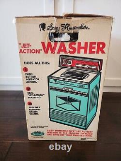 SUZY HOMEMAKER Vintage1966Topper ToysSuzy HomemakerWasherWashing Machine