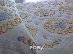 Vintage Chenille Bedspread Pretty Full Size