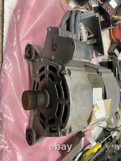 Moteur de laveuse Wascomat 438970141 SU620E en état d'occasion 438970141