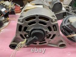 Moteur de laveuse Wascomat 438970141 SU620E en état d'occasion 438970141